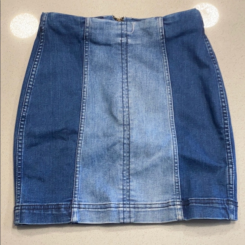 Sold - Picture 1 of 2